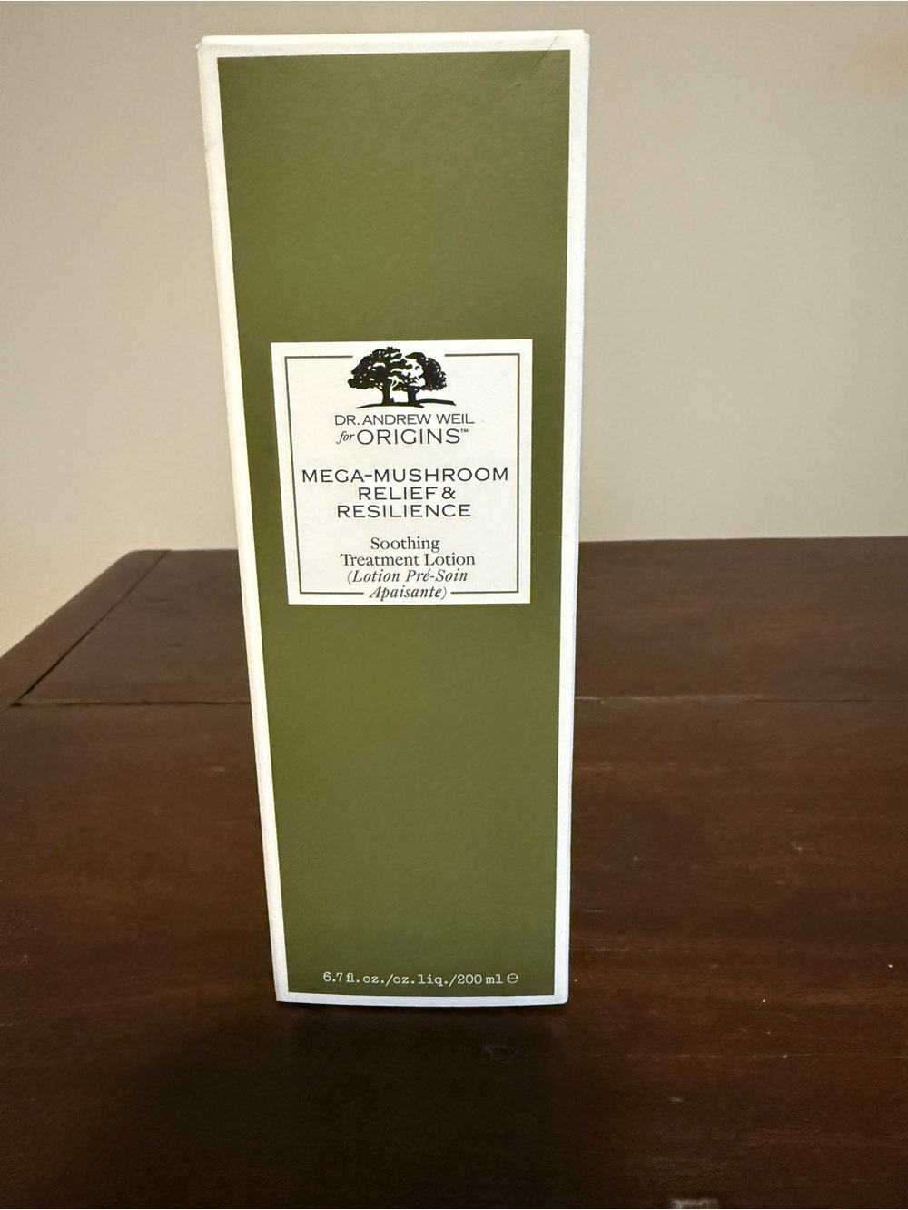 New Origins Mega Mushroom Soothing Treatment